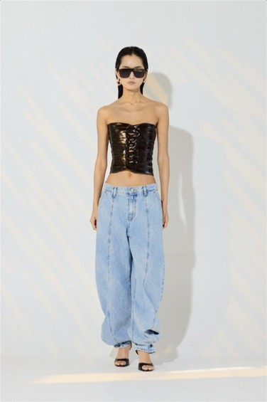 Sculptierte Barrel-Jeans